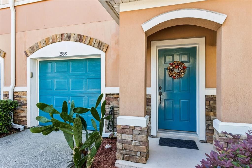 Property Photo:  5938 Pavilion Drive  FL 32258 