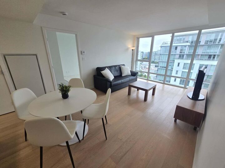 Property Photo:  7333 Murdoch Avenue 1601  BC V6Y 0J8 