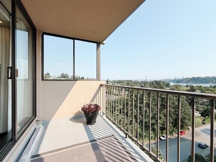Property Photo: 555 13th Street 1001 BC V7T 2N8
