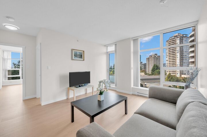 Property Photo:  4880 Bennett Street 908  BC V5H 0C1 