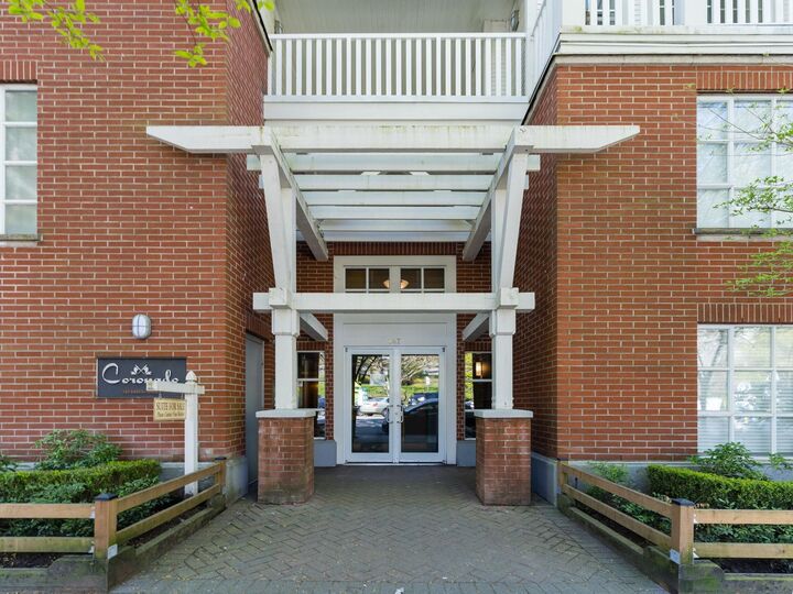Property Photo:  147 E 1st 112  BC V7L 1B2 