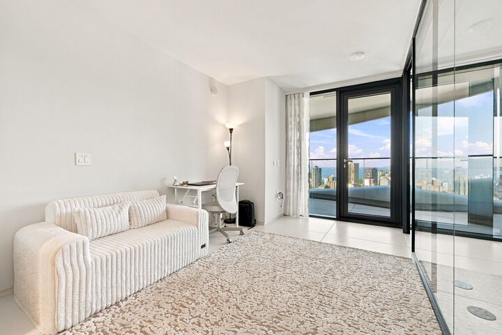 Property Photo:  1033 Nelson Street 2205  BC V6E 0E5 