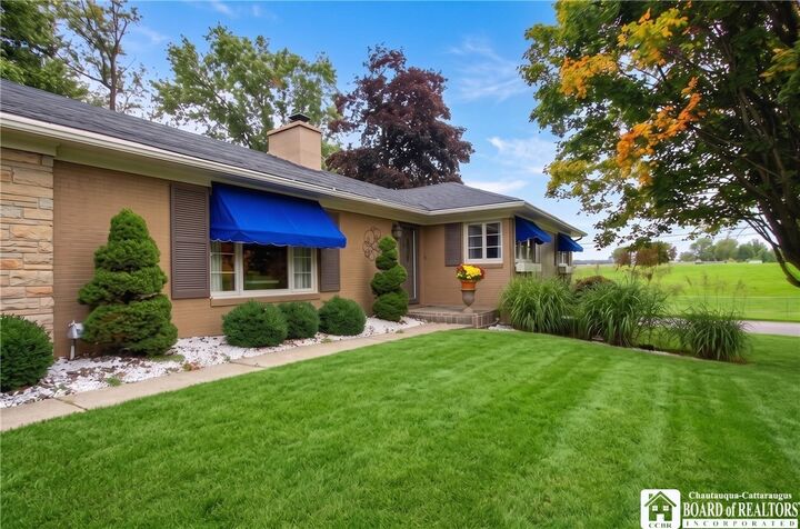 Property Photo:  8 Emory Drive  NY 14701 