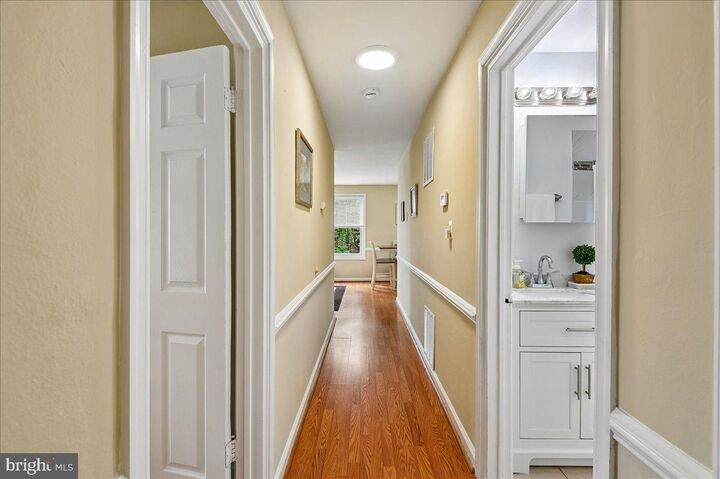 Property Photo:  1403 Saunders Way  MD 21061 