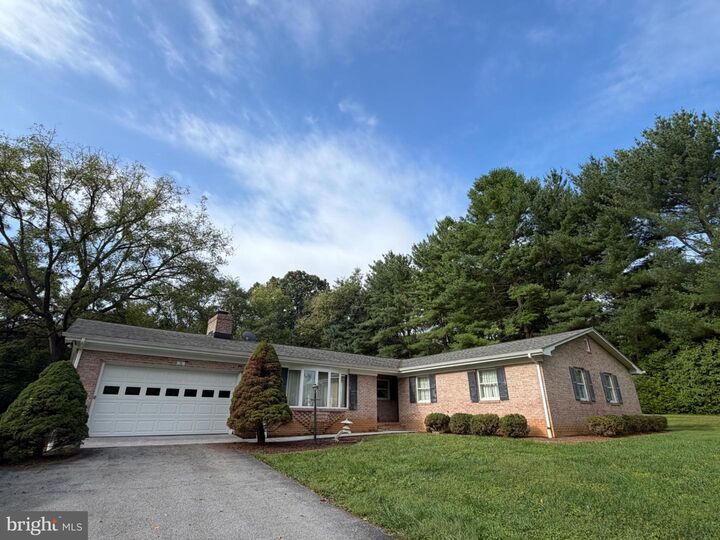 Property Photo:  76 Davis Lane  VA 22611 