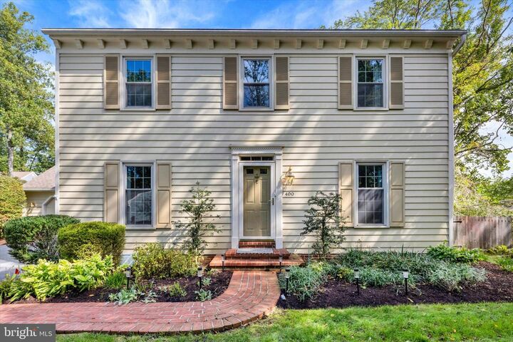 Property Photo:  400 Cranberry Lane 400  PA 19380 