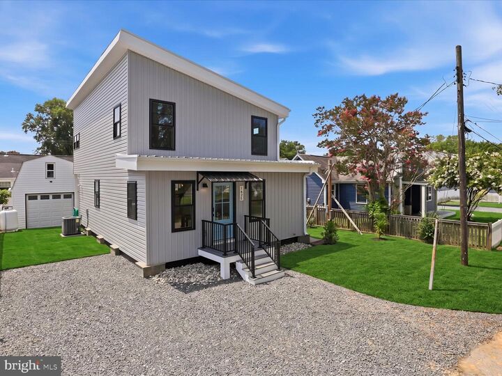 Property Photo:  1425 Hallie Street SW  MD 21037 