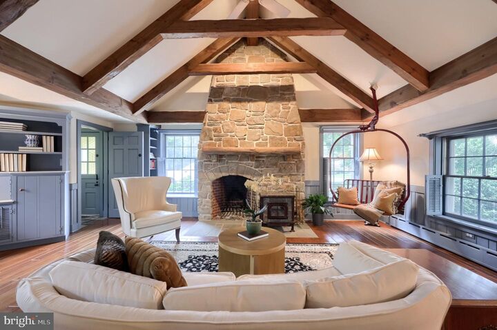 Property Photo: 9 Cedar Lane PA 17601