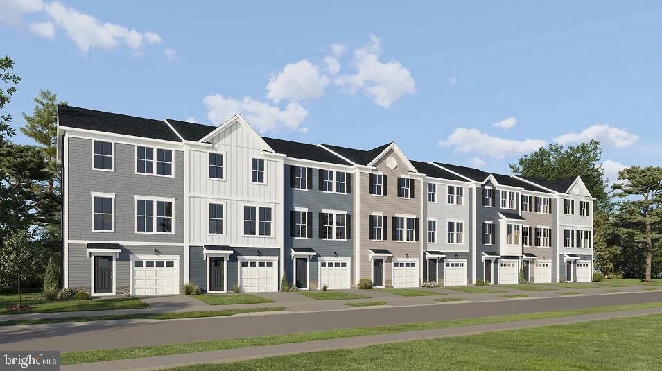 Property Photo: 264 Gravenstein Lane Hs 78 WV 25403