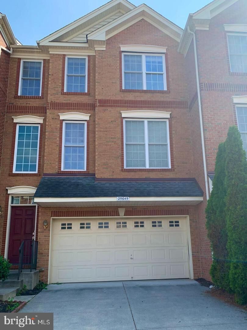 Property Photo:  25645 America Square  VA 20152 
