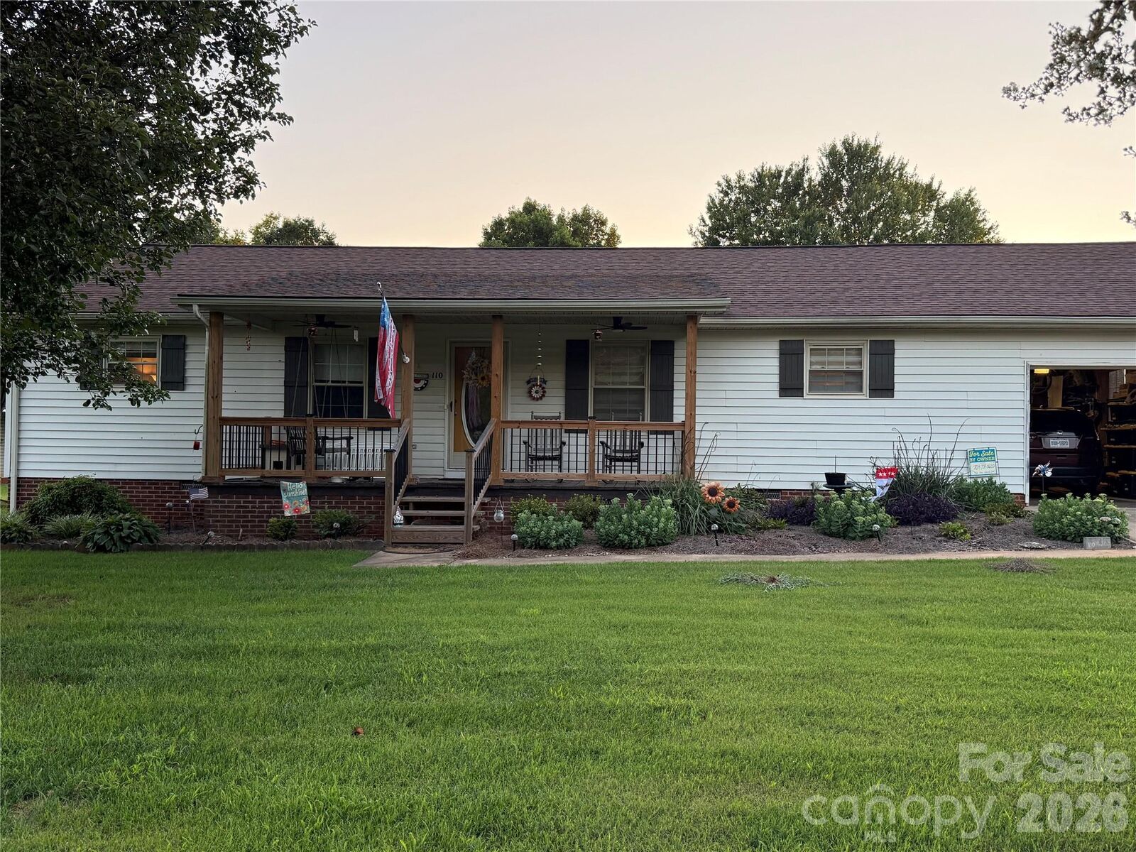 Property Photo:  110 Red Oak Lane  NC 28146 