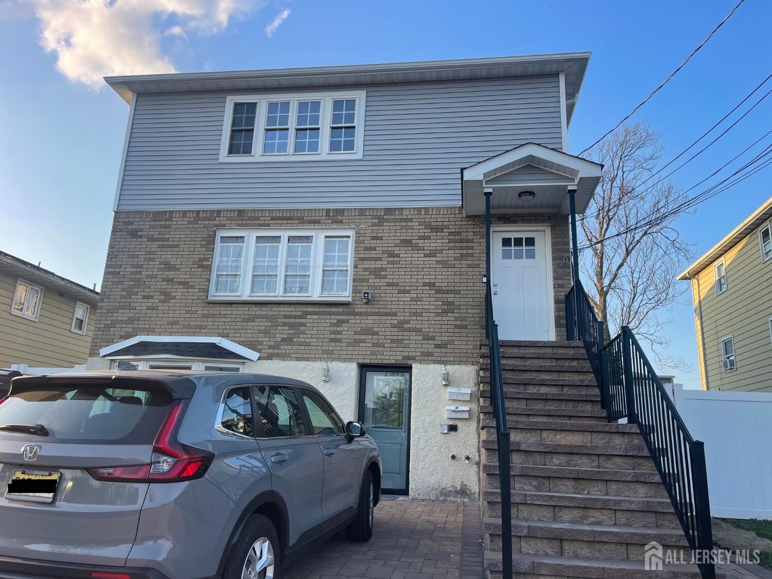 Property Photo:  20 Noe Street  NJ 07008 