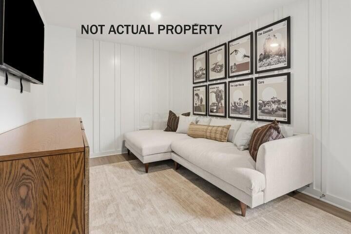 Property Photo:  5626 Village Channel Drive  OH 43110 