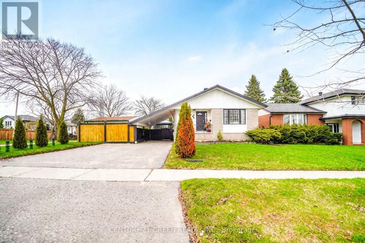 Property Photo:  919 Central Park Boulevard North Main  ON L1G 6V8 