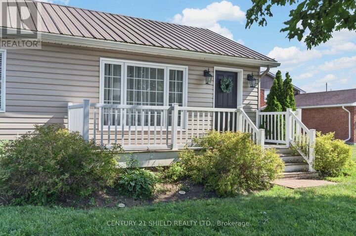 Property Photo:  16316 Jenkins Road  ON K0C 1P0 