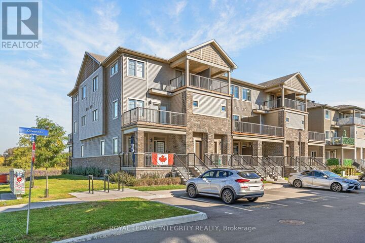 Property Photo:  303 South Olivenite Private South  ON K2J 7J4 