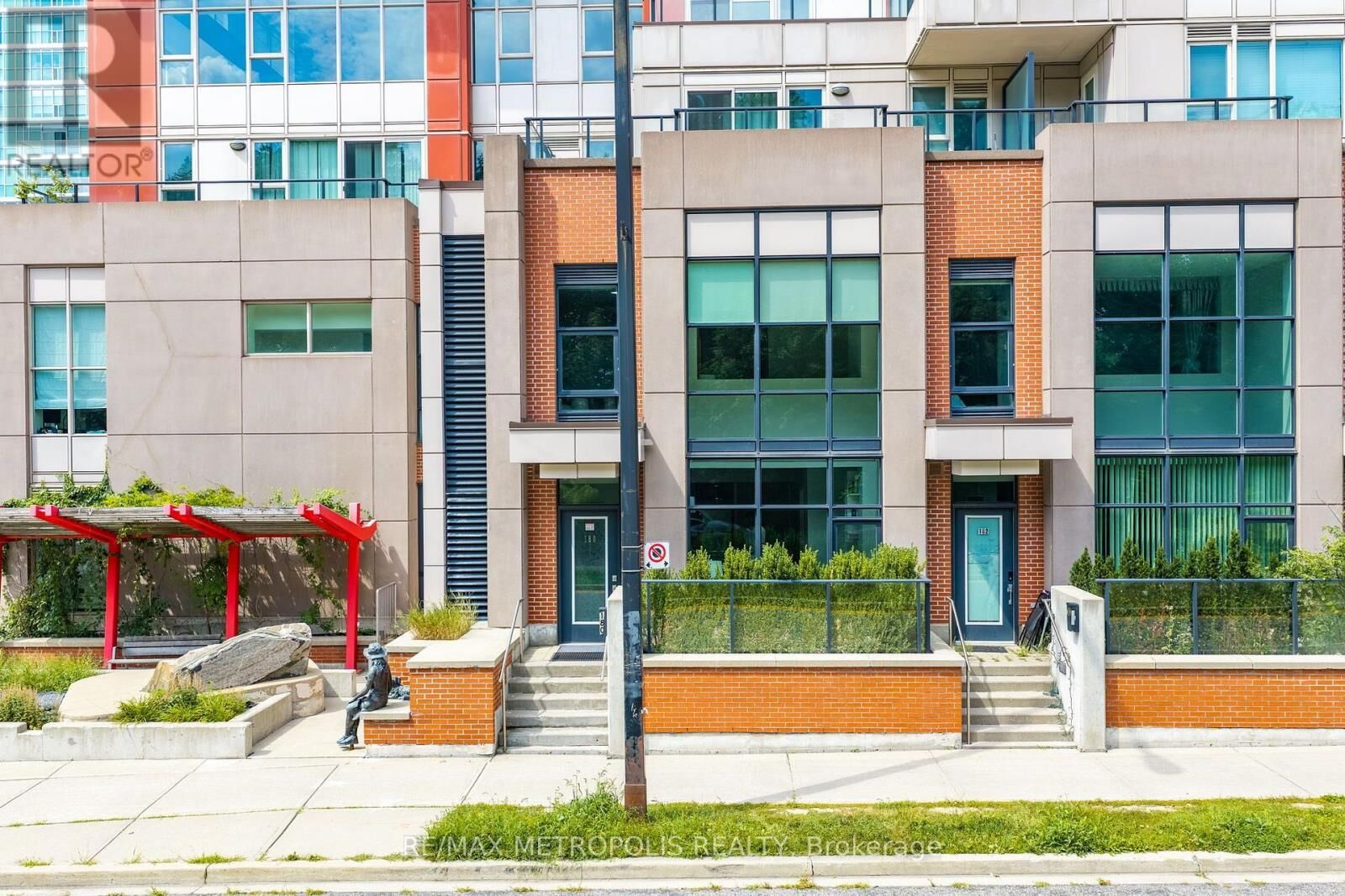 Property Photo: 180 Borough Drive ON M1P 0B5