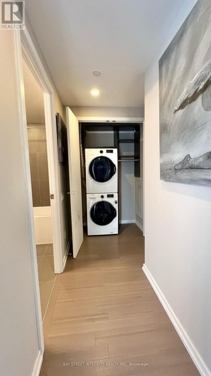 Property Photo:  101 Peter Street 2409  ON M5V 0G6 