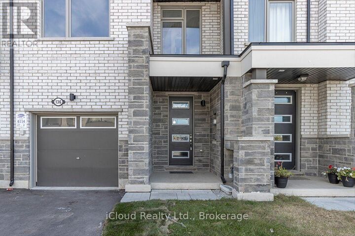 Property Photo:  136 Keppel Circle  ON L7A 5K7 
