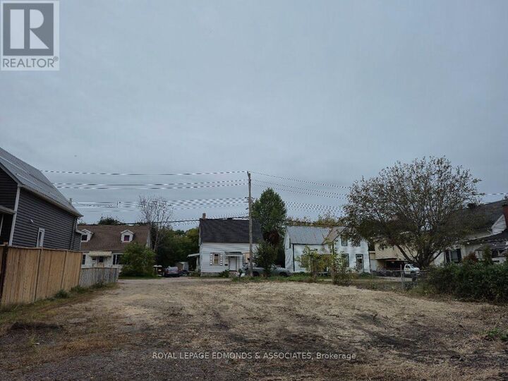 Property Photo:  479 Moffat Street  ON K8A 3Y2 
