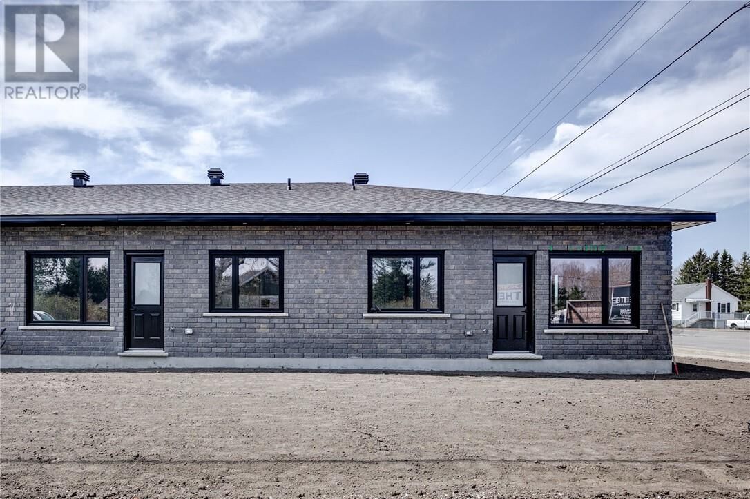 Property Photo:  105 Notre Dame Street  ON P0M 1B0 