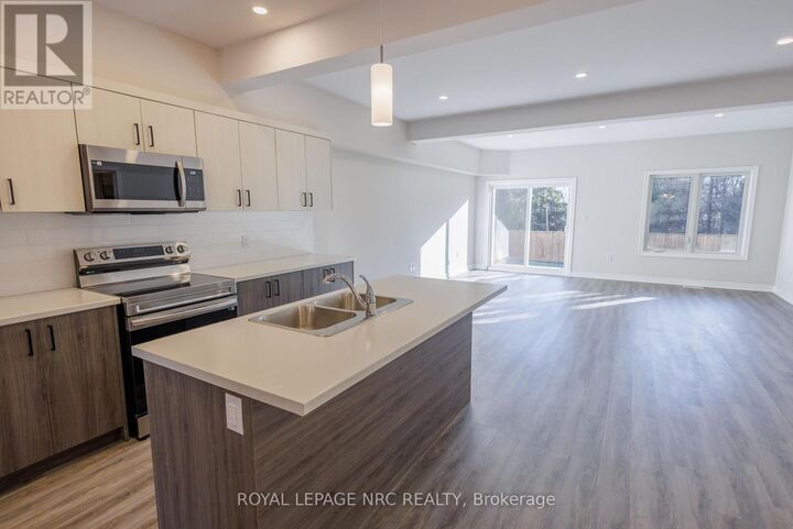 Property Photo:  41 St Davids West 1B  ON L2V 2L4 