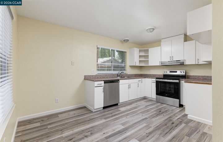 Property Photo:  7661 Telfer Way  CA 95823 