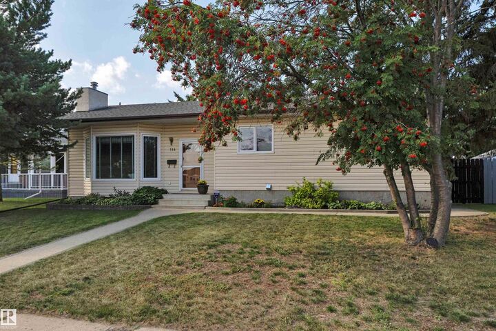 Property Photo:  114 Northlake Lane  AB T9A 3L5 
