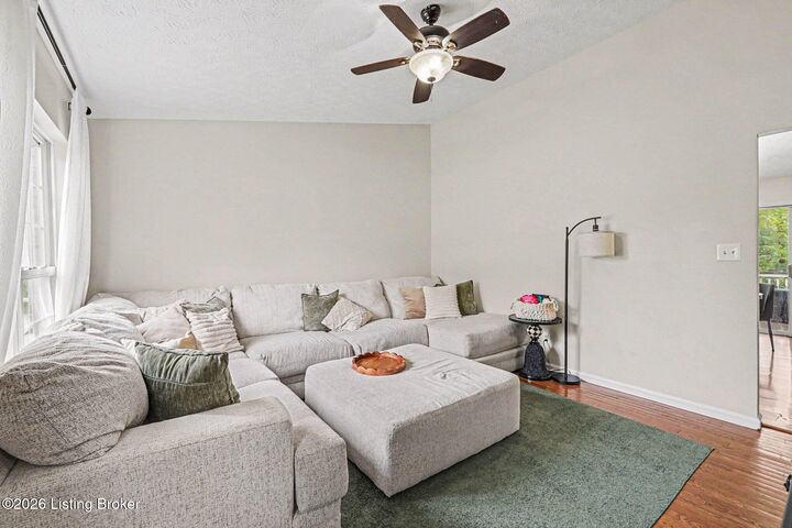 Property Photo: 1513 Daverman Dr KY 40031