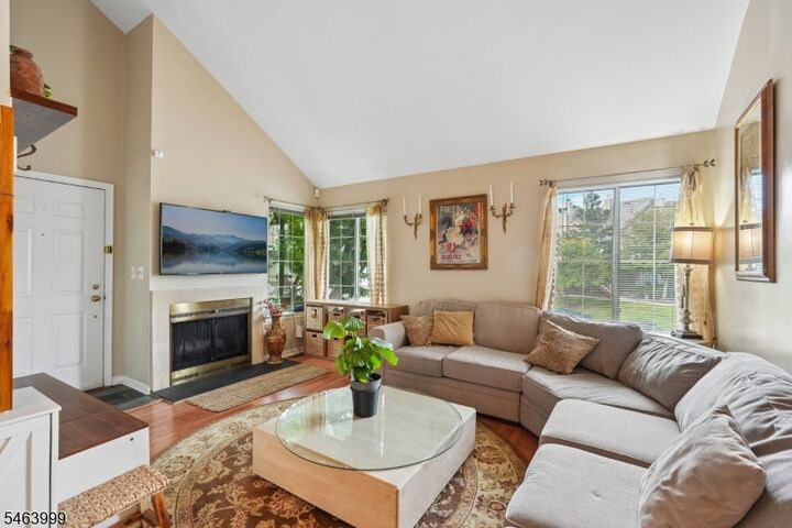Property Photo:  11 Stevens Court  NJ 07921 