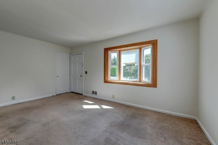 Property Photo:  8 Tyler Ct  NJ 07012 