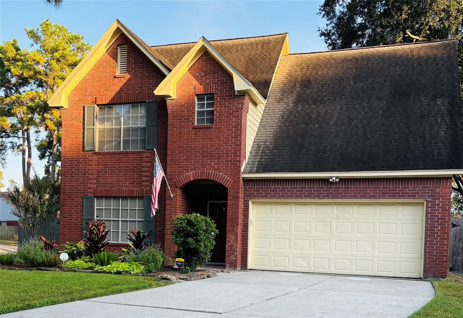 Property Photo:  3215 Shady Maple Court  TX 77339 