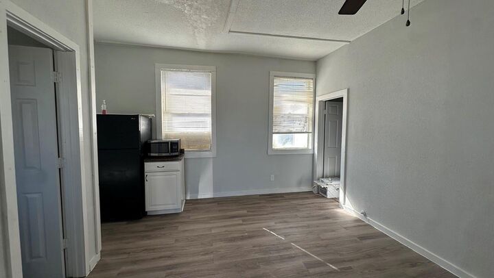 Property Photo:  904 Herbert A  TX 77506 