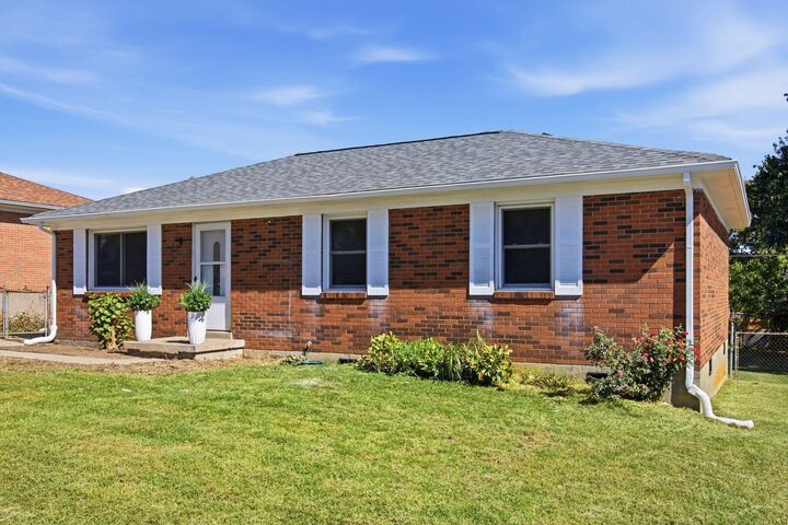 Property Photo:  528 Foxwood Drive  KY 40356 