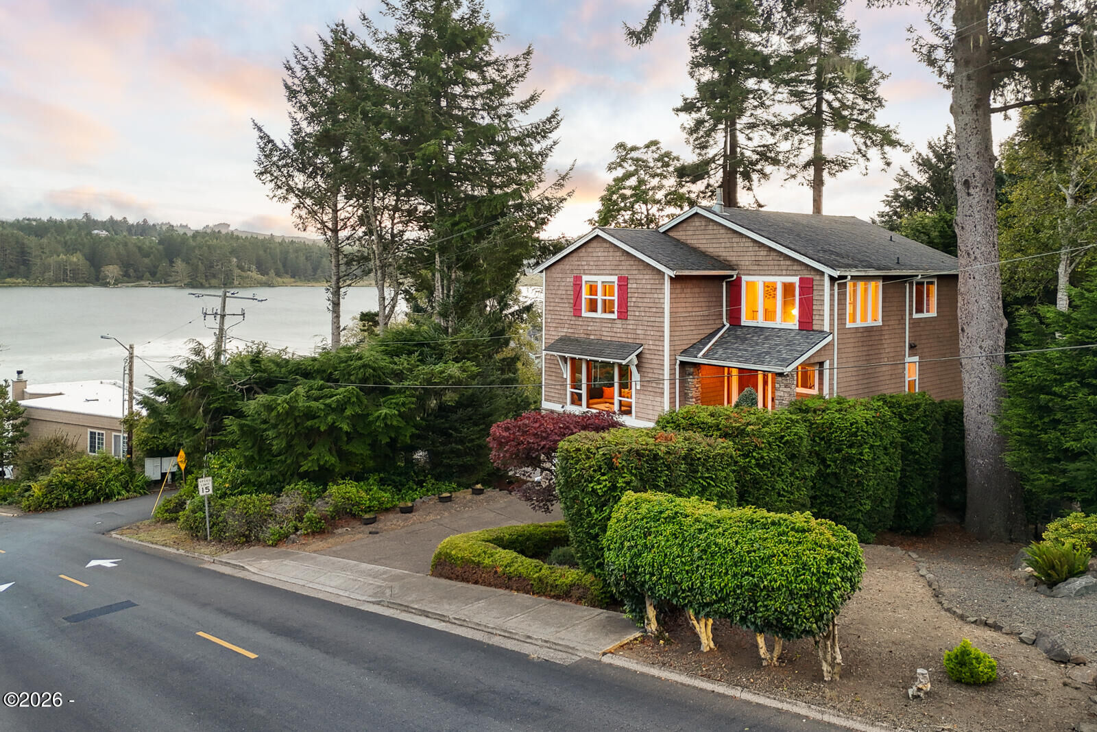 Property Photo:  1223 NE Regatta Park Road  OR 97367 