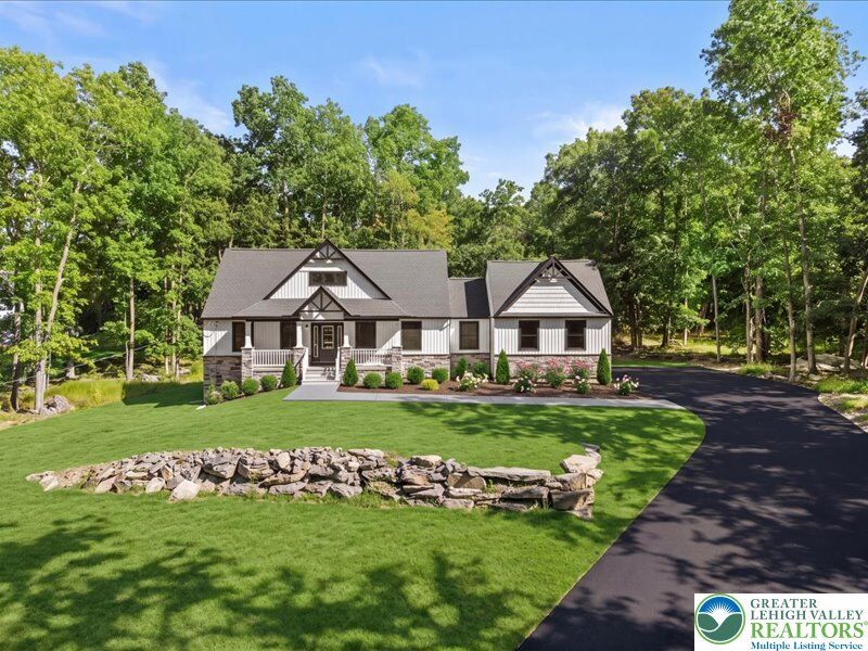 Property Photo:  13 Seneca Road  PA 18210 