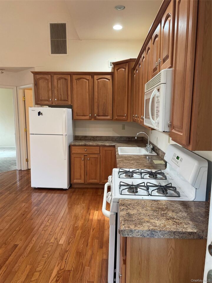 Property Photo: 10 Torrey Lane NY 12518