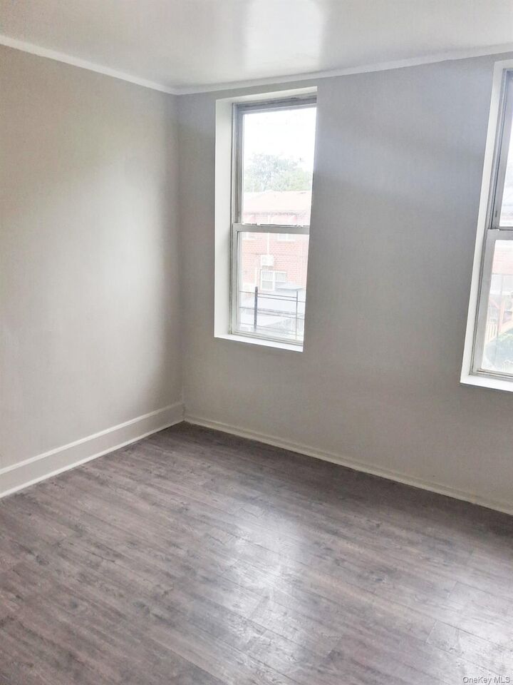 Property Photo:  565 Christopher Avenue  NY 11212 