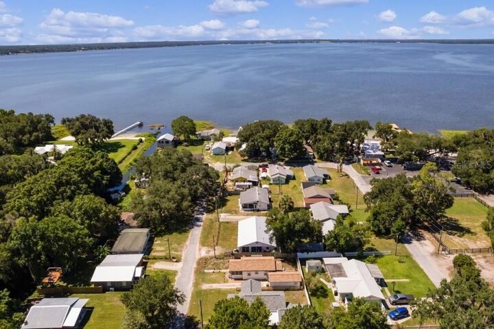 Property Photo: 12390 SE 135th Terrace FL 32179