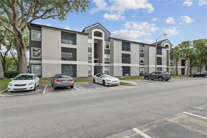 Property Photo: 7511 Seurat Street 10201 FL 32819