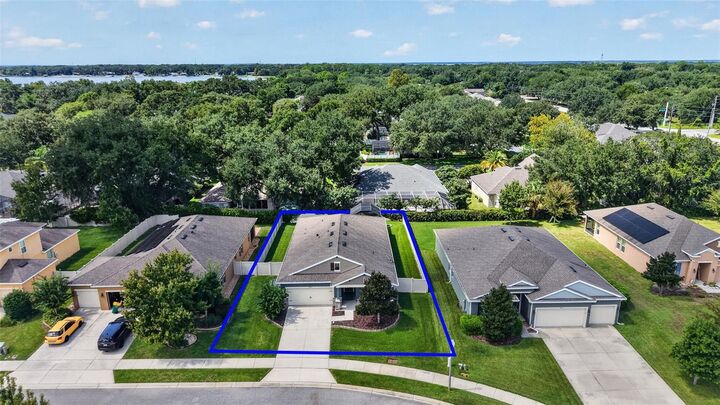 Property Photo:  4036 Brookshire Circle  FL 32736 
