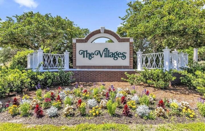 Property Photo:  5090 NE 122nd Boulevard  FL 34484 
