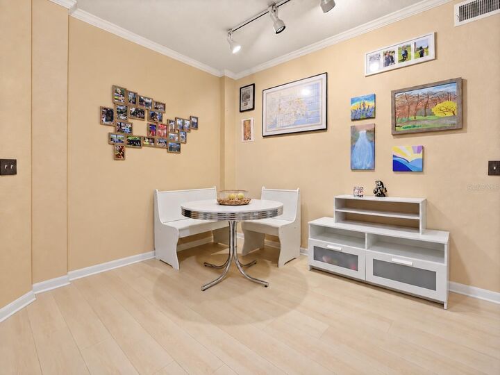 Property Photo:  860 N Orange Avenue 323  FL 32801 