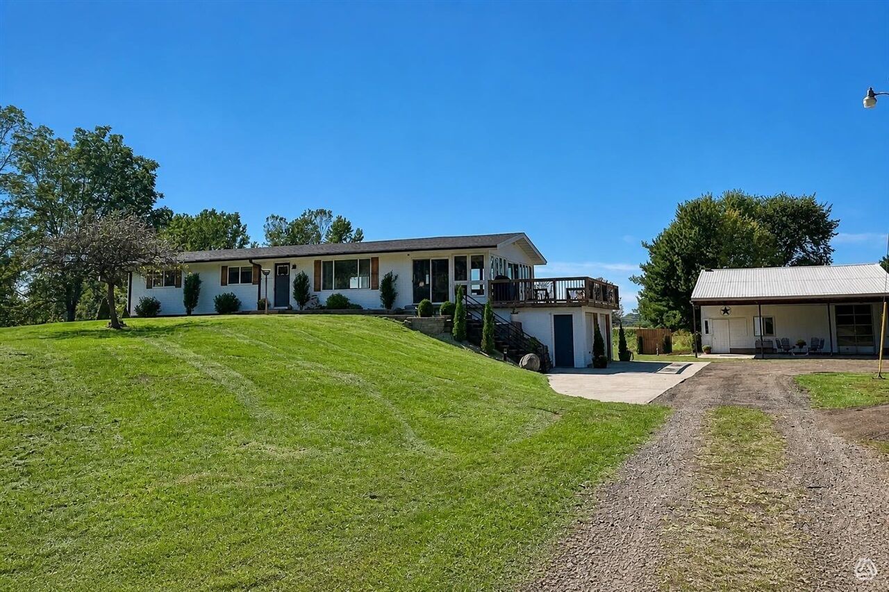 Property Photo:  75512 County Road 665  MI 49065-9421 