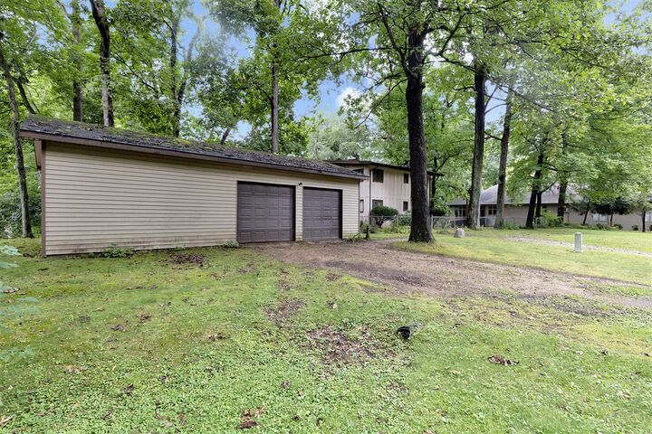 Property Photo:  70170 Arbola Drive  MI 49099-9057 