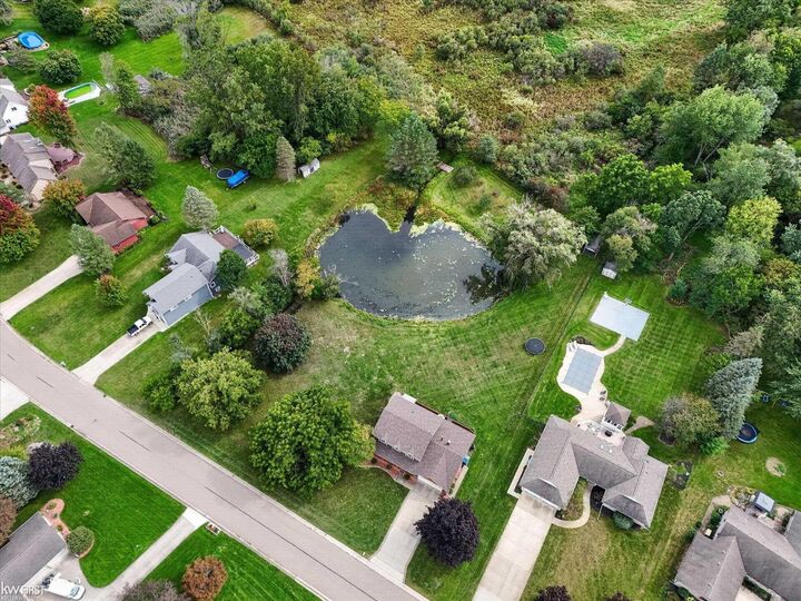 Property Photo:  1269 Lake Valley Drive  MI 48430 