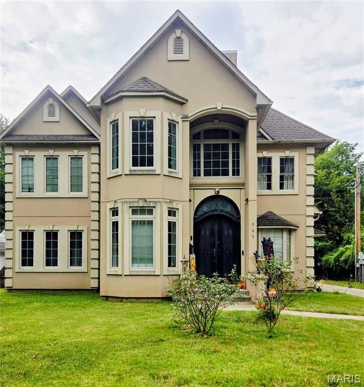 Property Photo:  305 N Jackson Street  MO 63857 