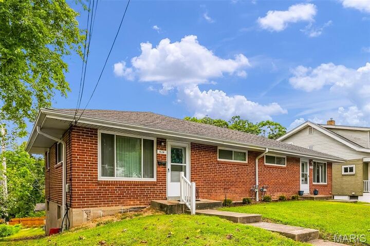 Property Photo: 1514 Yale Avenue MO 63117