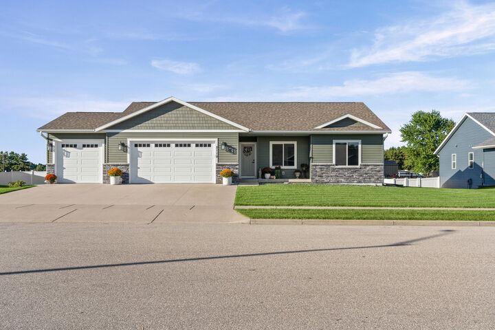 Property Photo:  2119 Spakenburg Rd  WI 54636 