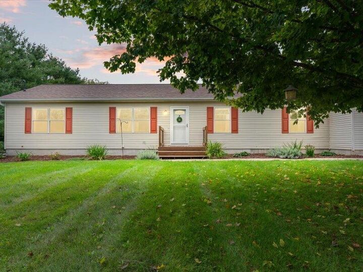 Property Photo: 1415 W Centerline Road MI 48879